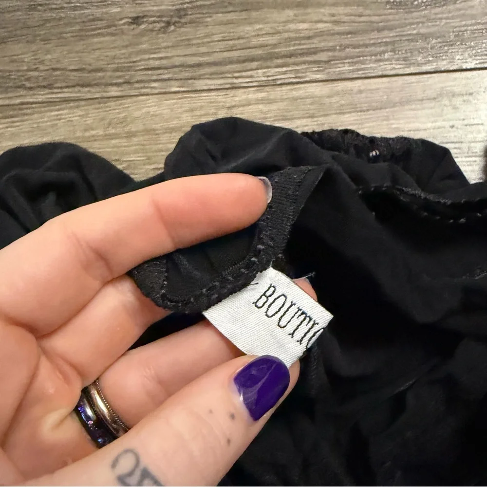 Boutique Bis sultry 80s